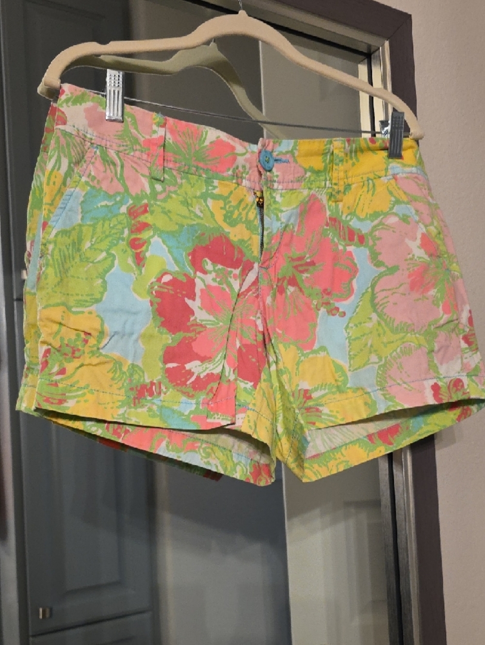 Lilly Pulitzer Tropical Pastel Floral High-Waist Shorts - Picture 7 of 12